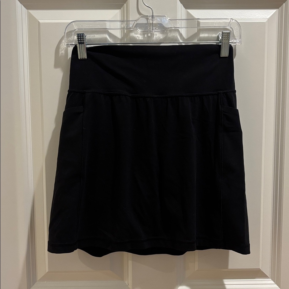 Athleta Black 16.5 inch Skort with Hidden Pockets - perfect condition size XS